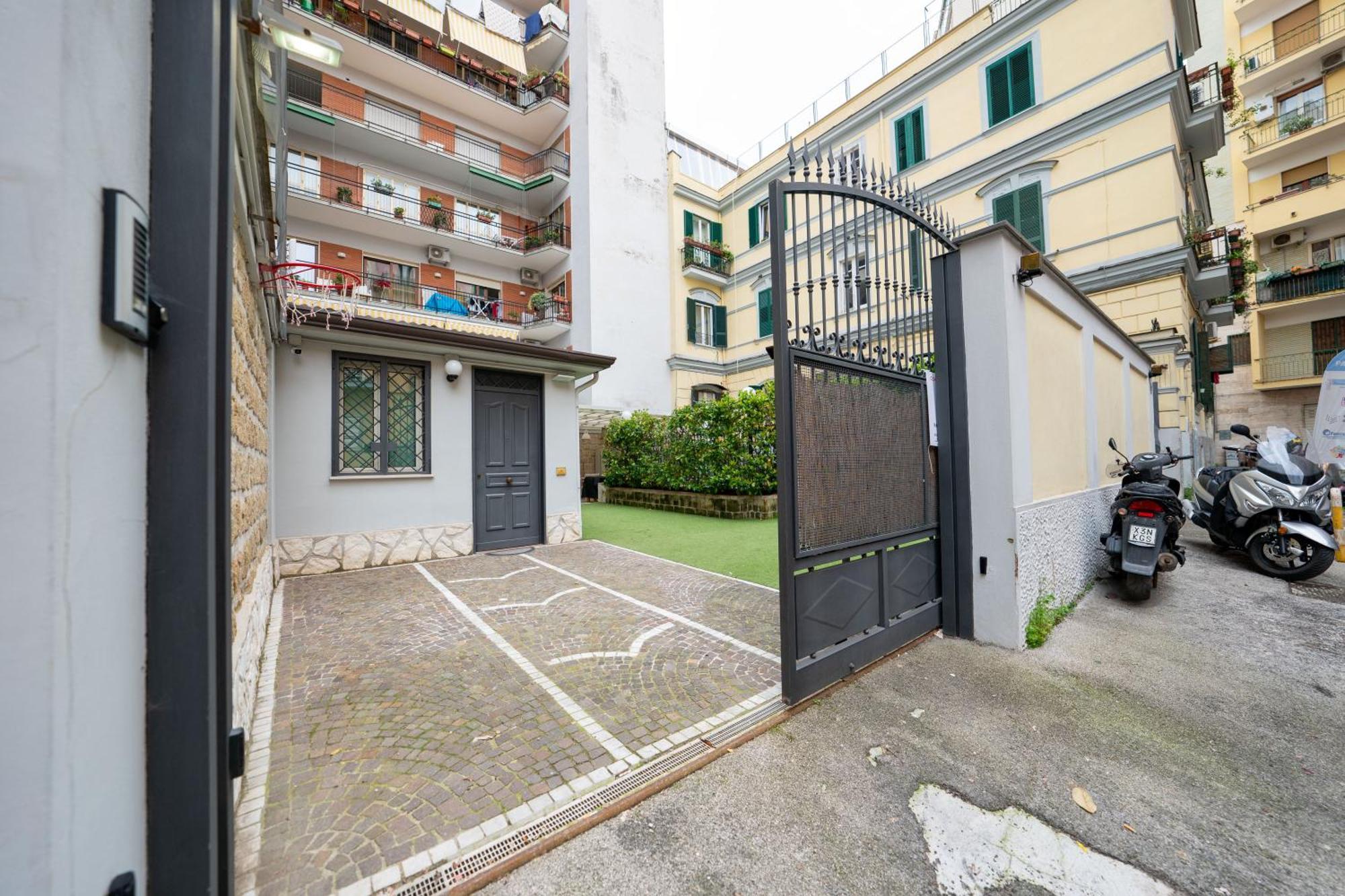 Il Giardino Di Bobo Appartement Napels Buitenkant foto